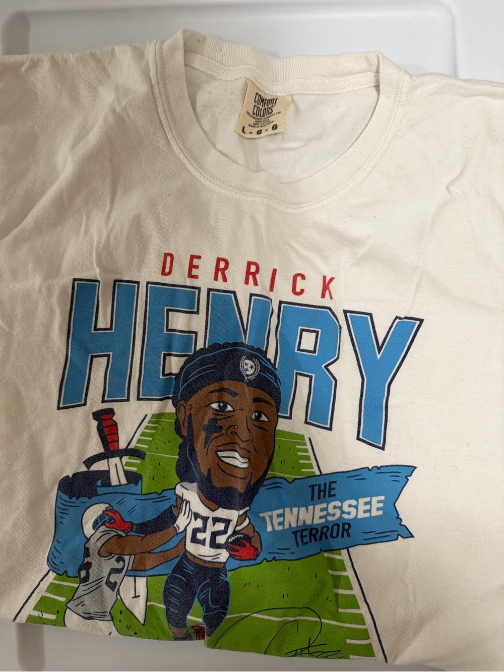 Hang Ten White Short Sleeve Tee - Derrick Henry Tennessee Titans